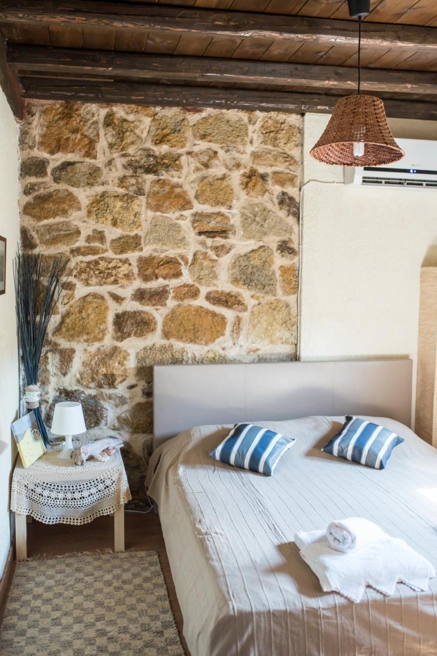 Stone Villas Nea Roda Dış mekan fotoğraf